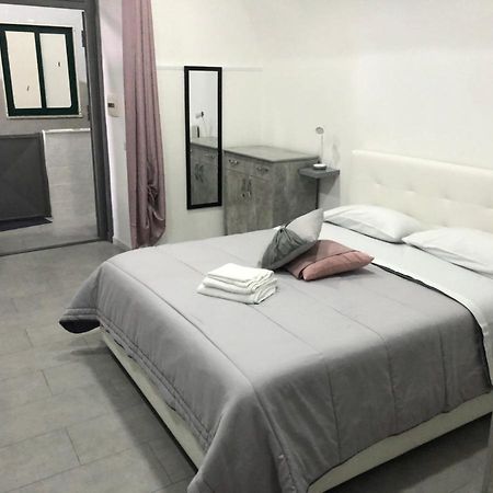 Il Basso Della Nonna Naples Extérieur photo